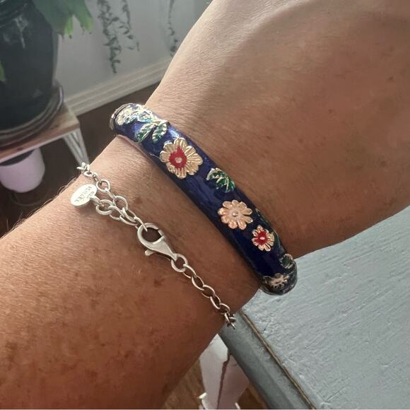 Jiu Long Xing Bangle Bracelet - Picture 1 of 8